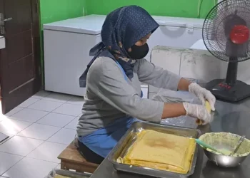 Dari Korea ke Dapur Usaha, Eks PMI Bambang Kini Sukses Pimpin Jempol Food dengan Omzet Ratusan Juta