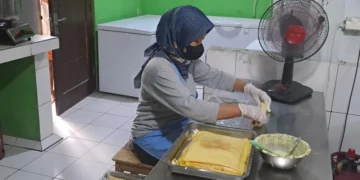 Dari Korea ke Dapur Usaha, Eks PMI Bambang Kini Sukses Pimpin Jempol Food dengan Omzet Ratusan Juta