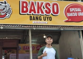 Dika, Lulusan S2 Peternakan UGM yang Mantap Berjualan Bakso Bang Uyo: Tak Perlu Gengsi