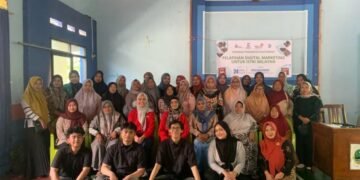 Telkom Indonesia Gandeng Telkom University, Bekali Istri Nelayan Karawang Keterampilan Digital Marketing