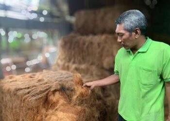 Yuli Wantoro Sulap Limbah Sabut Kelapa Jadi Produk Ekspor Bernilai Tinggi