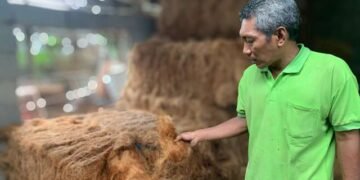 Yuli Wantoro Sulap Limbah Sabut Kelapa Jadi Produk Ekspor Bernilai Tinggi